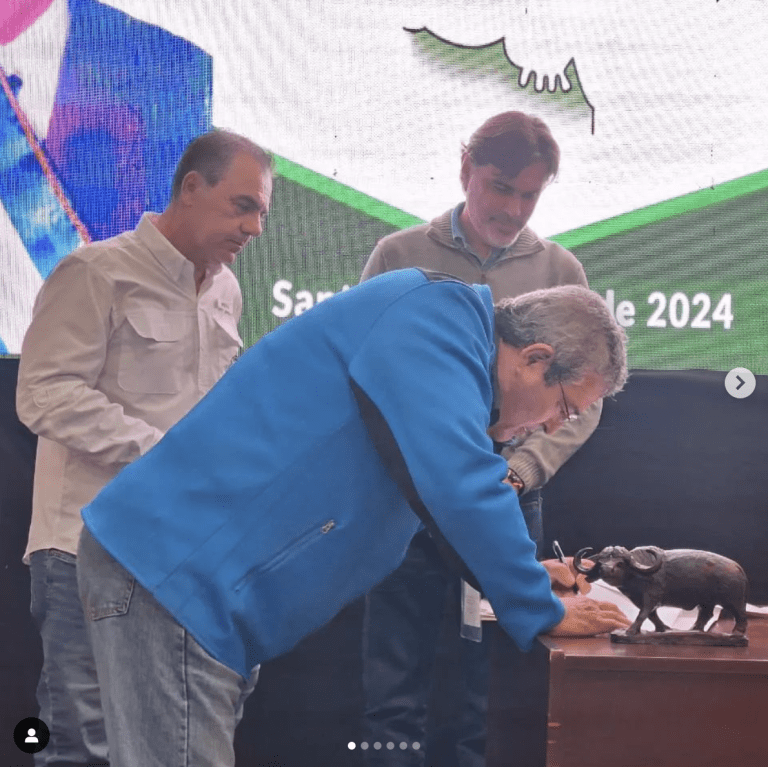 Alianza estratégica: ASOCRIABUF, ASOCRALE y FEDEPLE firman convenio histórico